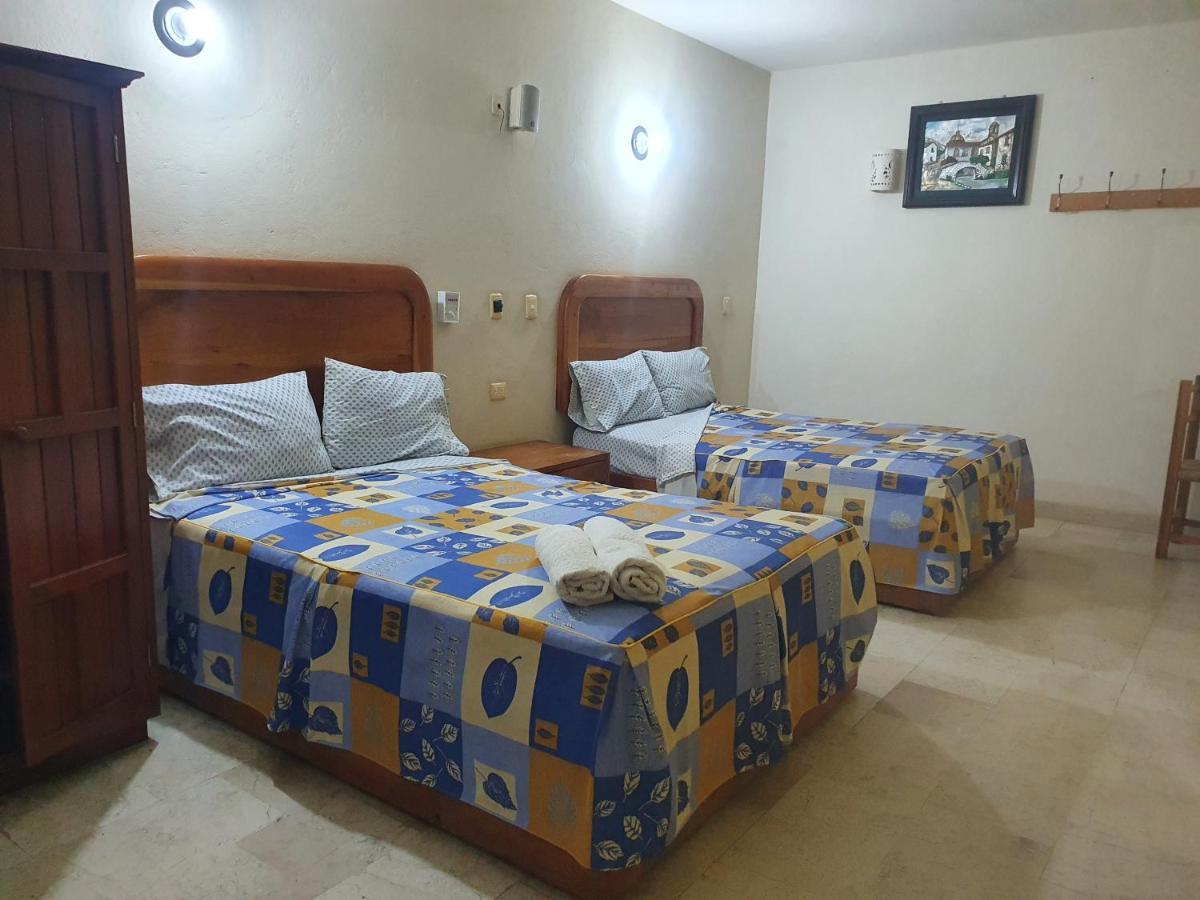 Hotel Kootznoowoo Puerto Escondido  Kültér fotó